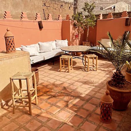 マラケシュ Riad Lalla Noraヴィラ エクステリア 写真