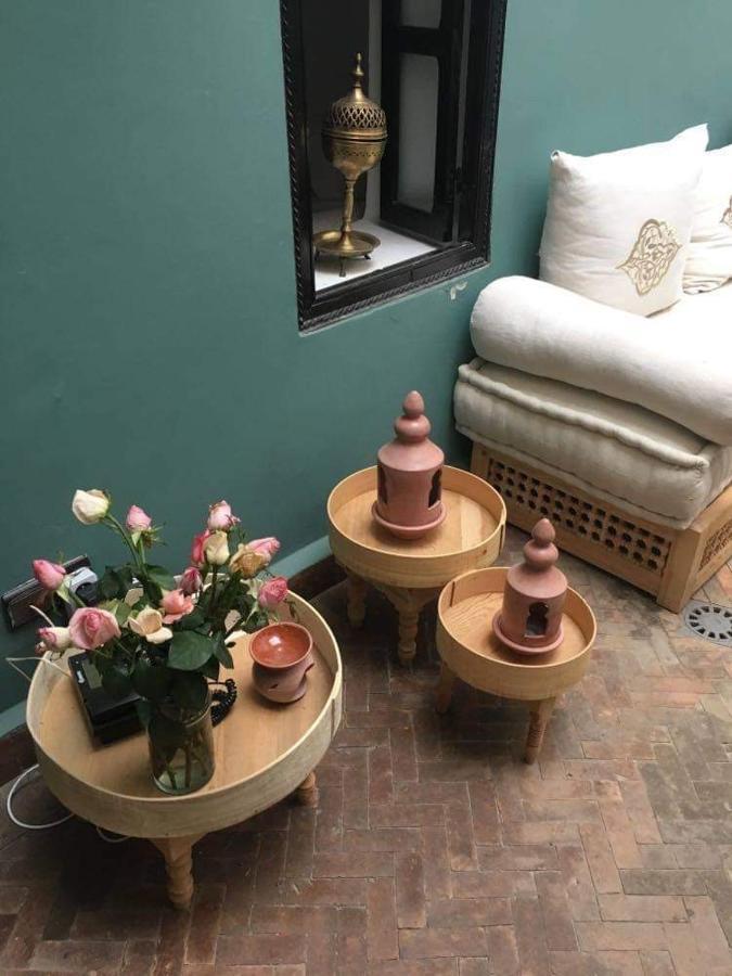 マラケシュ Riad Lalla Noraヴィラ エクステリア 写真